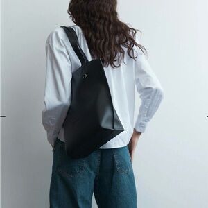 The Horse Black Florence Tote Bag